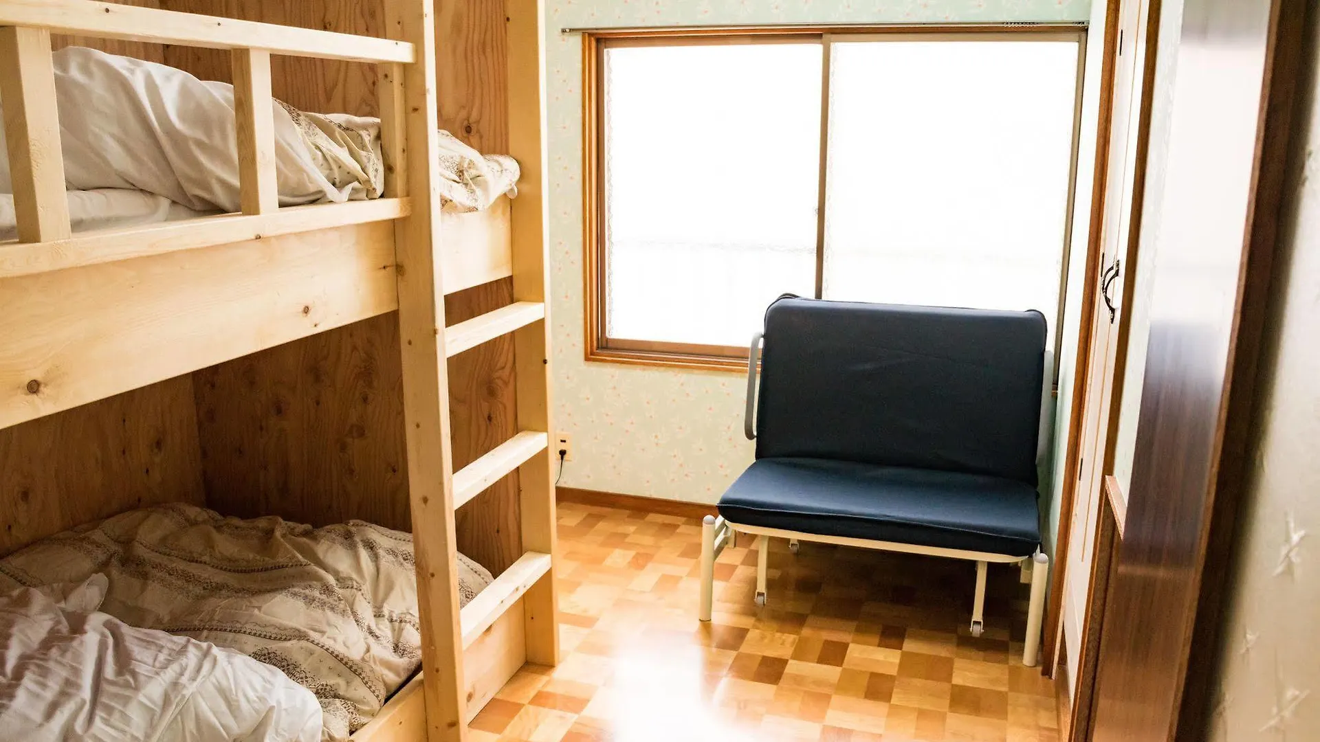 Otaru Guesthouse Harvest